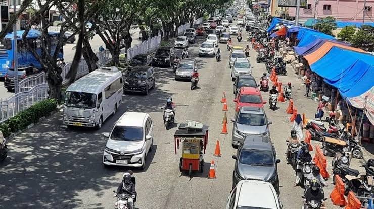 Jalan macet di Pekanbaru.(int)